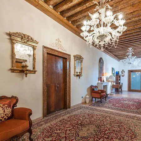 Palazzo Della Torre Венеция