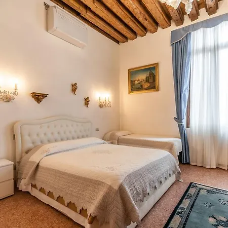 Palazzo Della Torre Апартаменты