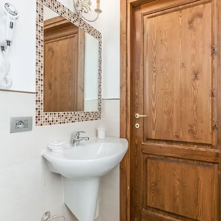 Palazzo Della Torre Апартаменты Венеция